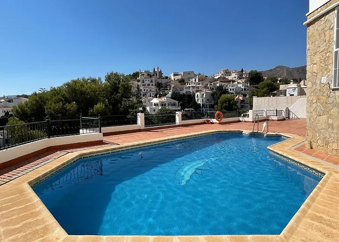 Miramar Nerja - Luxury Apartment Near Burriana Beach With Pool